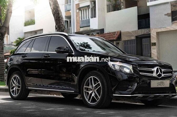 LONG ANH AUTO về Mercedes GLC300 4Matic model 2018