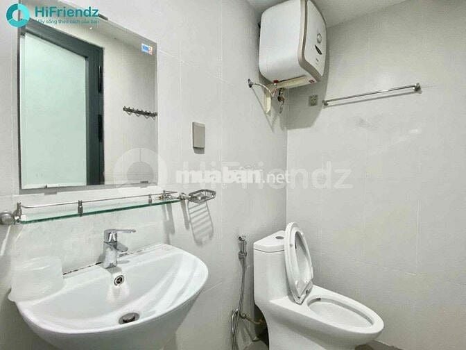 Duplex siêu đẹp miễn phí phí dịch vụ ngay chân cầu Nguyễn Văn Cừ