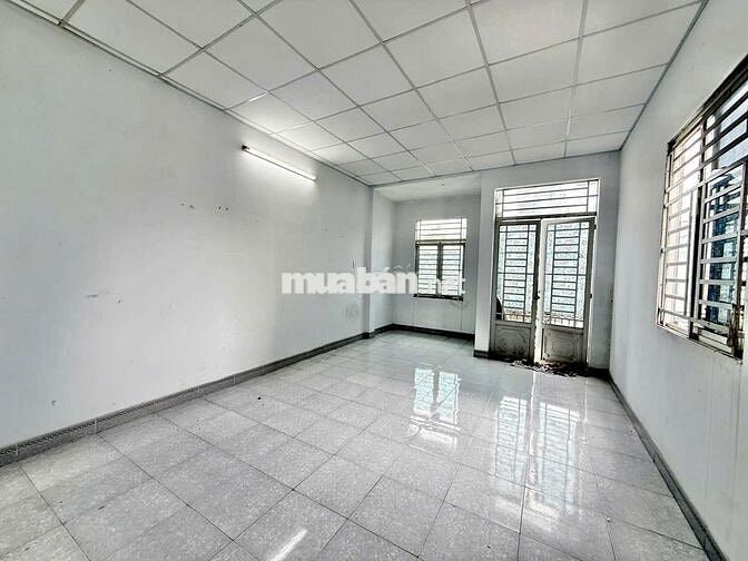 Bán nhà Mặt Tiền Đường Nguyễn Thị Thơi gần chợ Giãn Dân. Giá : 6,29 tỷ