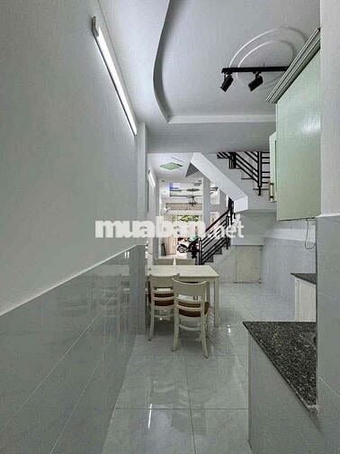 nhà hẻm xe hơi ,ngay siêu thị lotte Gò Vấp ,cho thuê giá rẻ