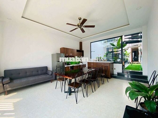 Cho thuê biệt thự hồ bơi, gần biển