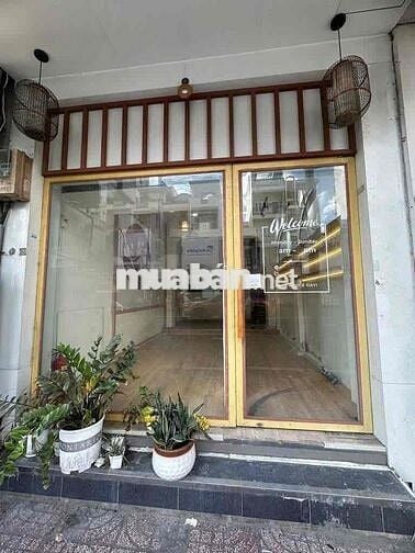 Cho thuê mbkd mặt tiền rộng 50m2 ngay phan đình phùng Phú Nhuận