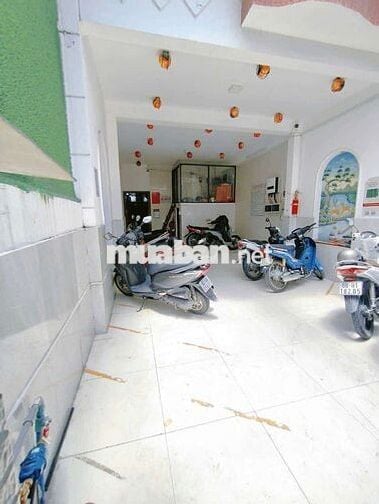 NGỘP BANK BÁN DÃY TRỌ CHDV CAO CẤP GIÁ 8TY400
