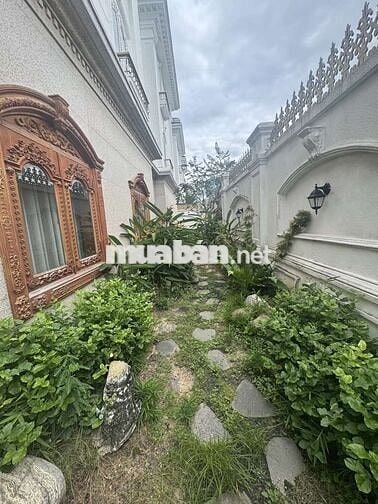 CITYLAND RIVERSIDE Q7
 BỂ BƠI RIÊNG – THANG MÁY – FULL GỖ GÕ ĐỎ