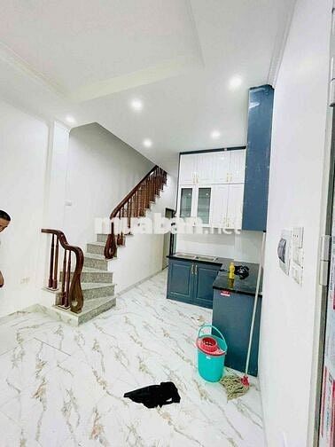 Nhà mới 5 tầng thang máy ,trung tâm Hai Bà Trưng xách vali về ở ngay!