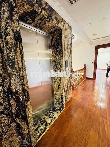 CITYLAND RIVERSIDE Q7
 BỂ BƠI RIÊNG – THANG MÁY – FULL GỖ GÕ ĐỎ