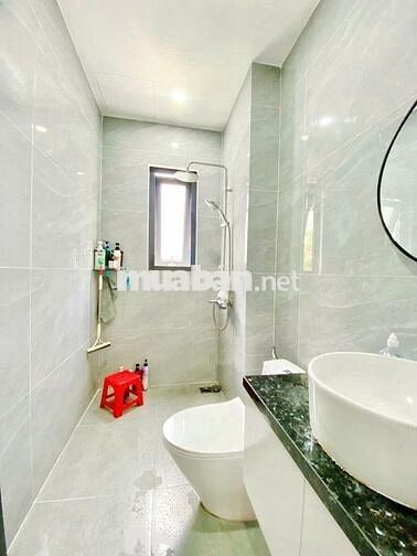 HXT - CÁCH MẶT TIỀN QL13 30M - 62M² - NGANG 6M - 4 TẦNG - NHỈN 9.x T.Ỷ