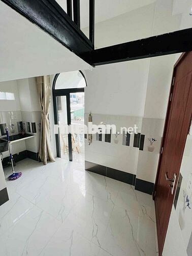 🟥 Duplex Thoáng Mát, Trần Cao, Ở 2-3 Bạn, Toà Nhà Thang Máy, Hầm Xe