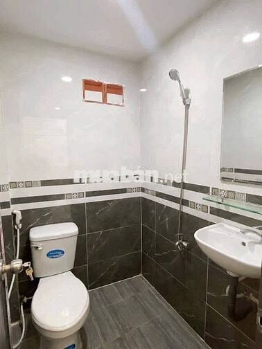 Cuối Lê Đình Cẩn, Nhà SHR, Hẻm 1/, chỉ 1 tỷ 8 còn thương lượng !!!