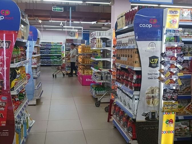 CỬA  HÀNG TIỆN LỢI CẦN TUYỂN  BÁN HÀNG + KHO