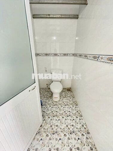 Nhà 3,8 triệu 2 phòng ngủ Cồn Khương sạch sẽ