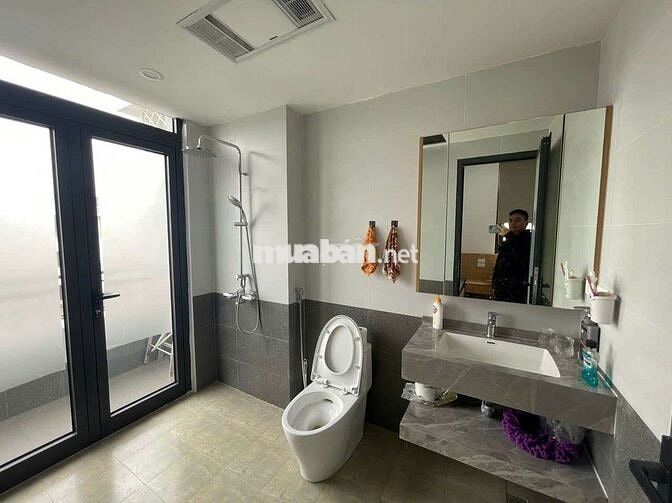 Biệt thự liền kề 5 tầng full nội thất nhập khẩu giá thuê chỉ 25tr/th