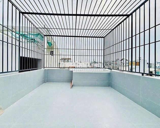 NHÀ ĐẸP NGUYÊN SEAL - 96B Nguyễn Hồng Đào, P.14, Q.TB - 5x20m - 5PN