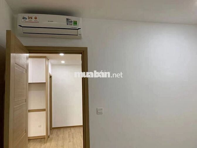 Chủ nhà gửi CHCC Bonanza - Duy Tân 2PN 75m2 đồ cơ bản giá rẻ 13,5tr/th