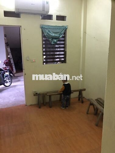 Phòng trọ 16m2 đường Hồ Tùng Mậu cạnh Đại Học Thương Mại