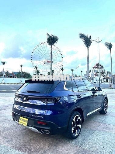 VinFast Lux SA2.0 2019 - 70000 km