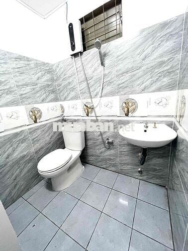 Cho THUÊ CĂN HỘ TÁCH BẾP CÓ GÁC LỬNG giá rẻ Phú nhuận