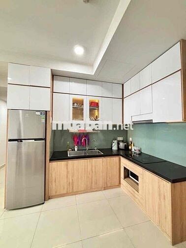 cân hộ 2 phòng ngủ khu celadon city