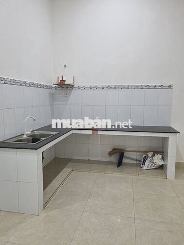 Nhà nguyên căn hẽm xe hơi TP Bến Tre