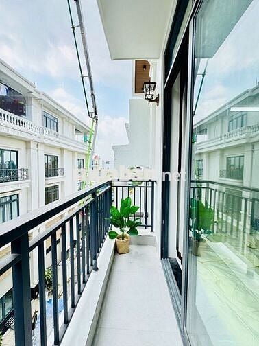 DUPLEX BAN CÔNG FULL NỘI THẤT VƯỜN LÀI GẦN CẦU SẮT AN PHÚ ĐÔNG