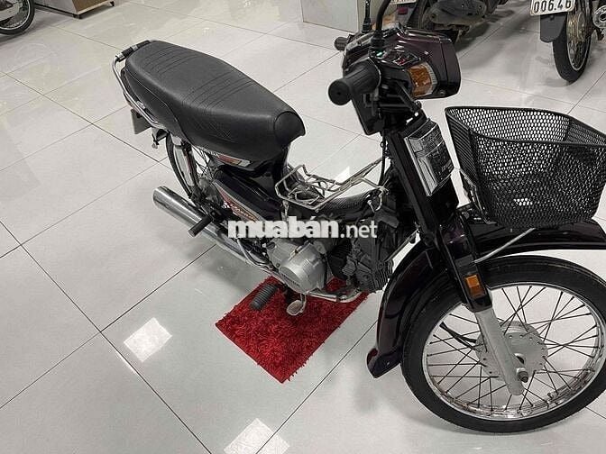 CHXMTL Honda Dream Thái