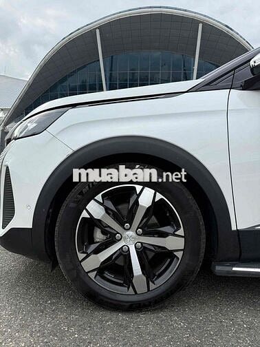 Peugeot 3008 2021 Allure 1.6 AT - 75000 km