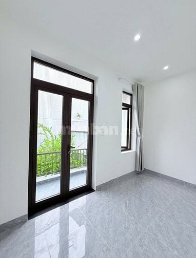 Bán nhà Lê Hồng Phong Q5, 67m² (4,8x14), hẻm xe hơi 5m,  giá 2,9 tỷ
