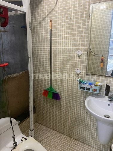 Bán Nhà cấp 4 Sát Aeon Tân Phú, Hẻm thông 6m, DT 70m2 giá chỉ 6,3 tỷ .