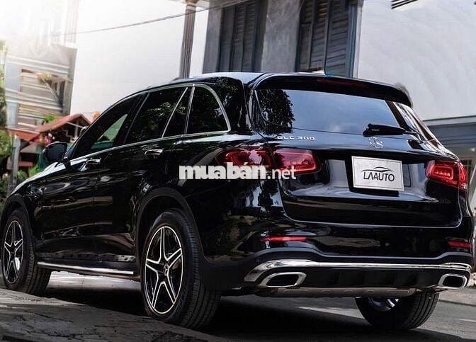 Mercedes Benz GLC300 4MATIC 2021