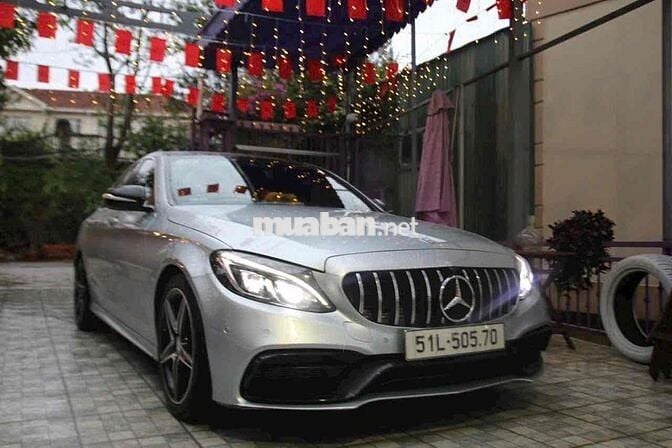 Mercedes Benz C Class 2015 C250 AMG - 100000 km