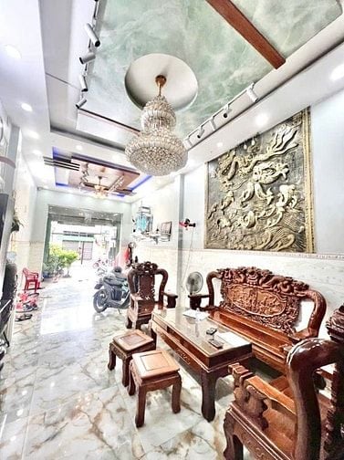 MẶT TIỀN ĐƯỜNG 8M THÔNG, KHU LÊ VĂN QUỚI, BÌNH  TRỊ ĐÔNG, 4 TẦNG, 4*18