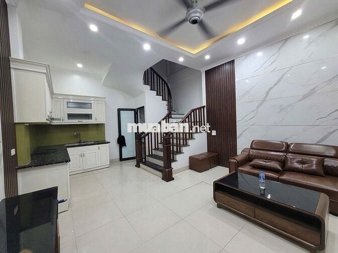 Anh Hùng cần bán nhà 40m, 5 tầng tại Tô Hiệu,Hà Đông,ngõ to nhỉnh 8 tỷ Anh Hùng cần bán nhà 40m, 5 tầng tại Tô Hiệu,Hà Đông,ngõ to nhỉnh 8 tỷ