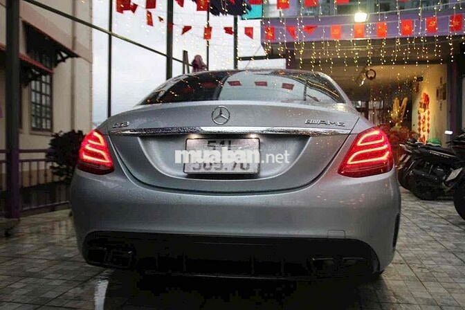 Mercedes Benz C Class 2015 C250 AMG - 100000 km