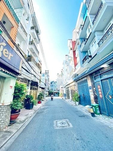 MẶT TIỀN ĐƯỜNG 8M THÔNG, KHU LÊ VĂN QUỚI, BÌNH  TRỊ ĐÔNG, 4 TẦNG, 4*18