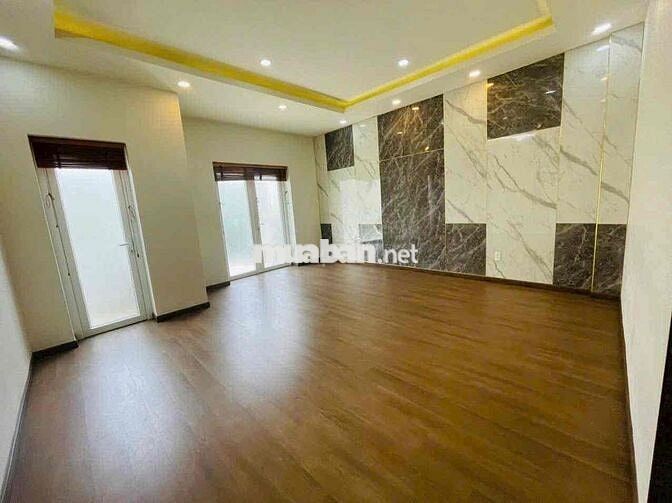 Cho thuê nhà Góc Mặt Tiền Trịnh Đình Trọng, Tân Phú, 10x17m nhỉnh 4x