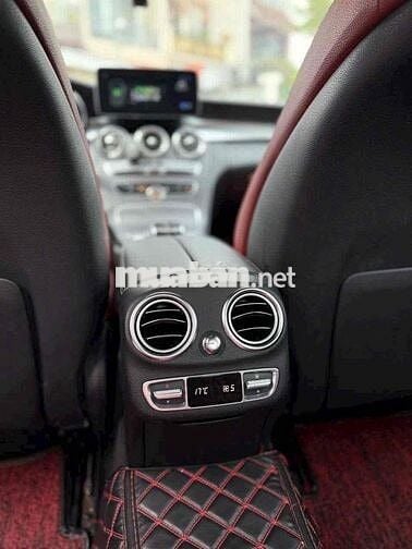 Mercedes Benz C Class 2015 C250 AMG - 100000 km
