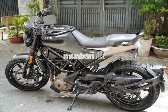 Husqvarna Svartpilen 401 lướt SG