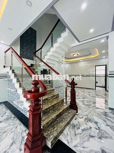 CHO THUÊ NHÀ 3 LẦU 6PN MỚI ĐẸP KDC HỒNG LOAN GIÁ 15TR/THÁNG
