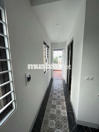 Nhà Mới 40m2 Phố Trạm, Ngõ Nông Thẳng 3 Bước Ra Ô Tô Tránh Dừng Đỗ