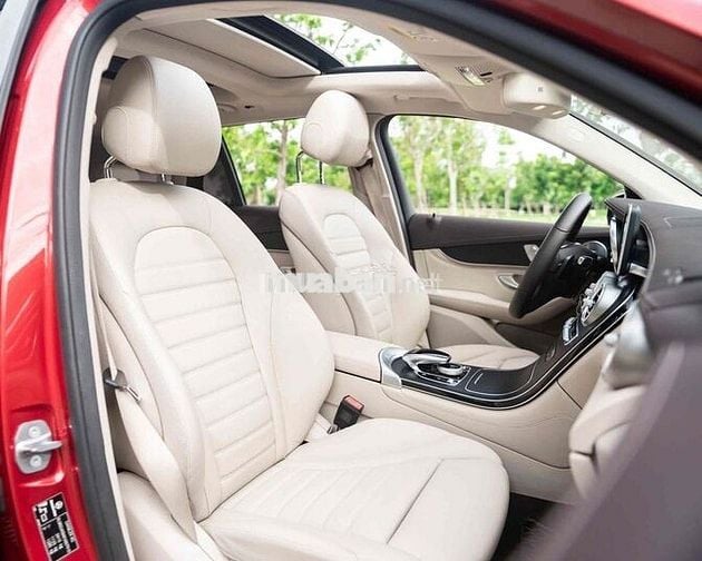 LONG ANH AUTO về Mercedes GLC300 4Matic 2019