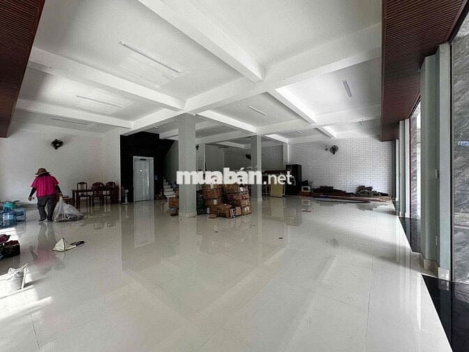 Cho Thuê Siêu Phẩm Góc 2MTKD Vườn Lài , Lề 5M, Kinh Doanh Đa Ngành