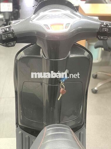 cần bán xe Vespa Sprint