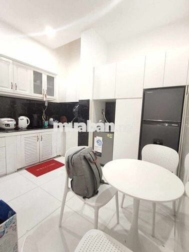 Chính Chủ gấp bán nhà 37m² giá chỉ: 3ty6 còn tl Giá rẻ nhất khu vực