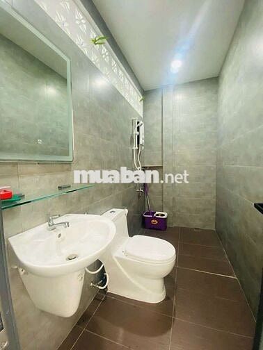 CHO THUÊ BIỆT THỰ SÂN VƯỜN KDC HƯNG PHÚ FULL NỘI THẤT GIÁ 15TR/THÁNG