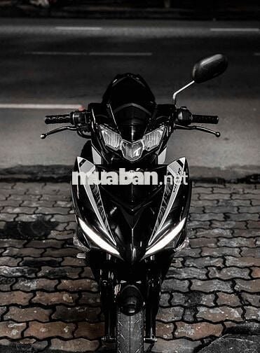 Cần bán con ex150 màu đen nguyên zin 100%