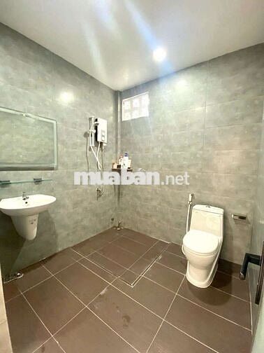 CHO THUÊ BIỆT THỰ SÂN VƯỜN KDC HƯNG PHÚ FULL NỘI THẤT GIÁ 15TR/THÁNG