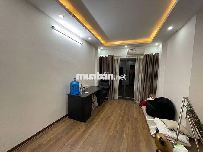 Chủ Vào Nam Cần Để Lại Căn Nhà Tại Thạch Bàn 5 Tầng Có Bể Bơi – 5.x tỷ