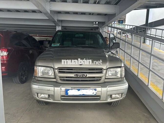 Isuzu Trooper 2001 - 50000 km