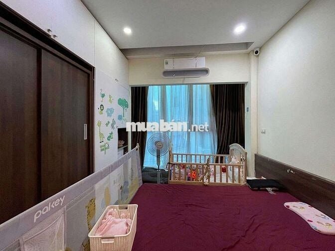 Cho thuê nhà phố trạm AEON long biên 45m 2 ngủ 2 vs fun Đồ giá 10 triê