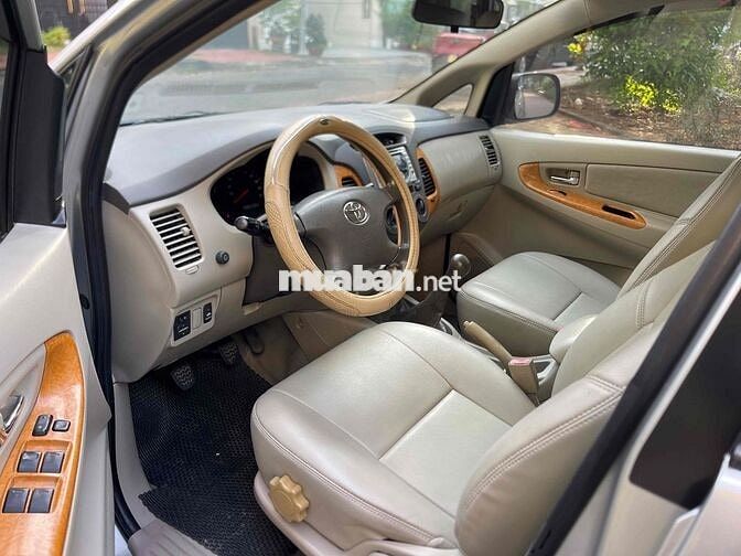 Toyota Innova 2020 2.0G - 150000 km